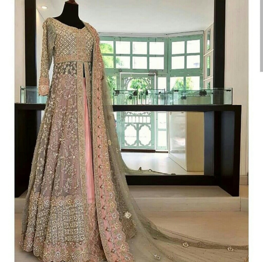 Pakistani bridal wedding dress
